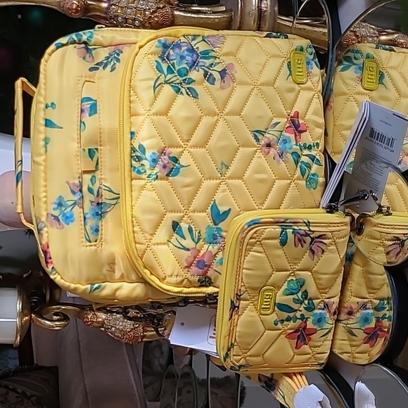 lug Bags Lug Rfid Medium Crossbody With Walletranger And Rodeo 2